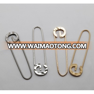 2018 Decorative simple Pin Brooch wholesale alloy brooch